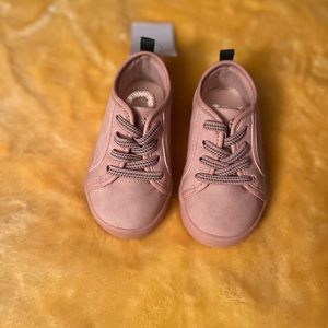 NEW Oshkosh B’Gosh Sneakers (Toddler Girl)
